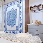 Lägenhet Lupeni Alley Cozy Apartment&private Garden Braşov