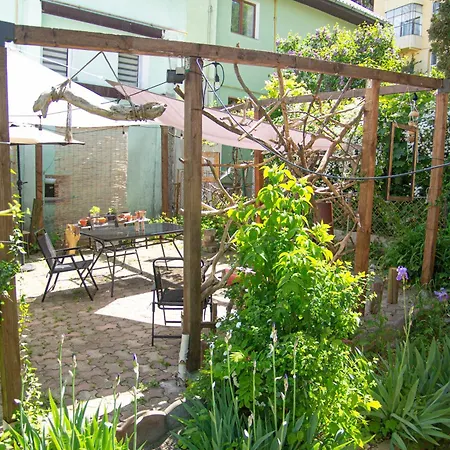 Lupeni Alley Cozy Apartment&private Garden Braşov