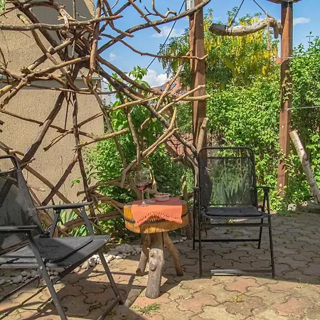 Lupeni Alley Cozy Apartment&private Garden Braşov