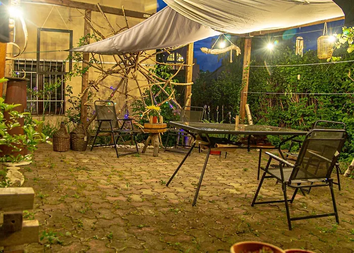 Daire Lupeni Alley Cozy Apartment&private Garden *