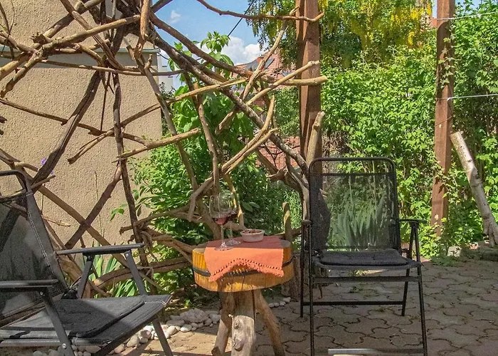 Lupeni Alley Cozy Apartment&private Garden Braşov